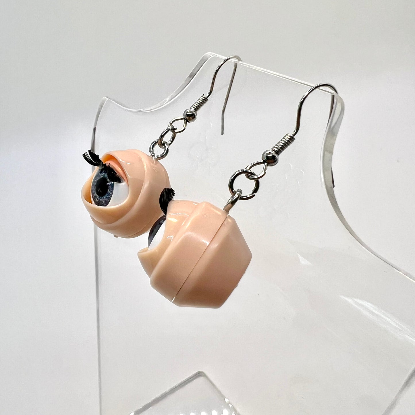Blinking Eye Earrings