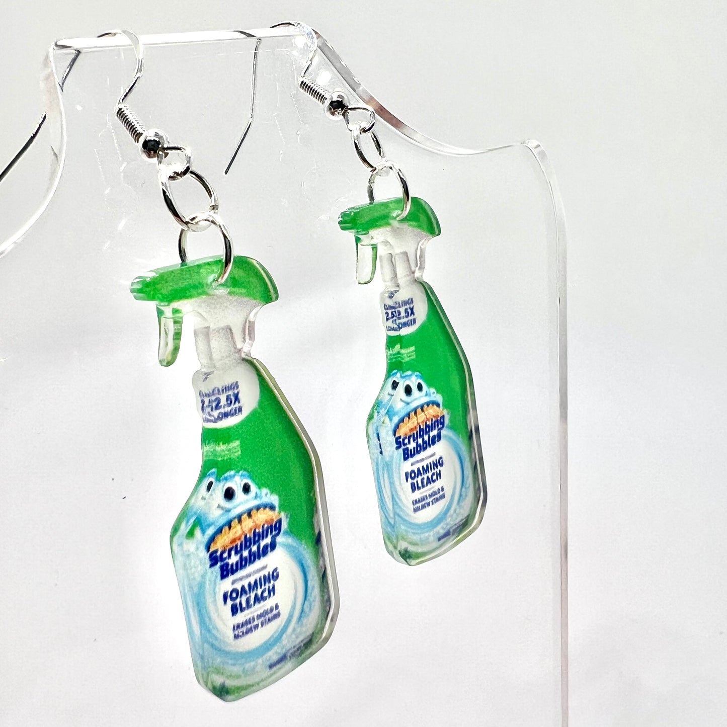 Scrub Spray Earrings