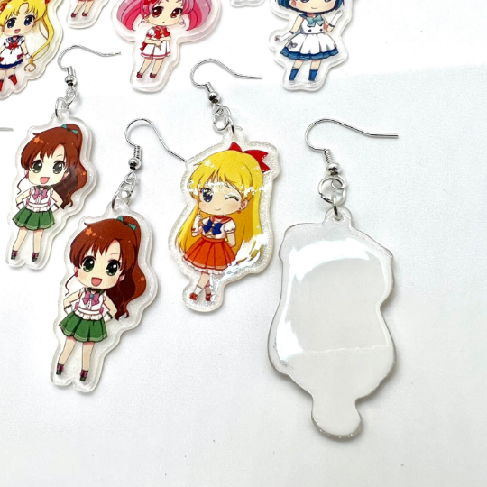 Sailor Moon Glitter Earrings