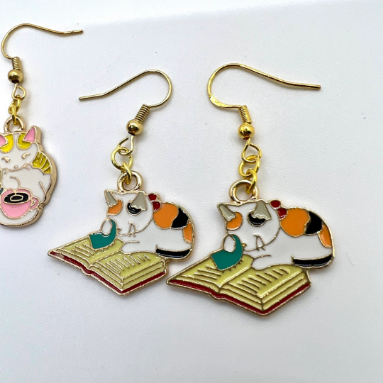 Cat Earrings - Book Lover Earrings