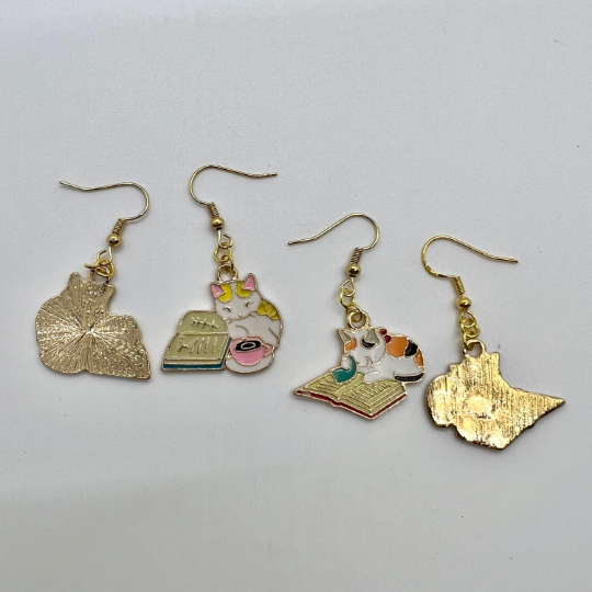 Cat Earrings - Book Lover Earrings