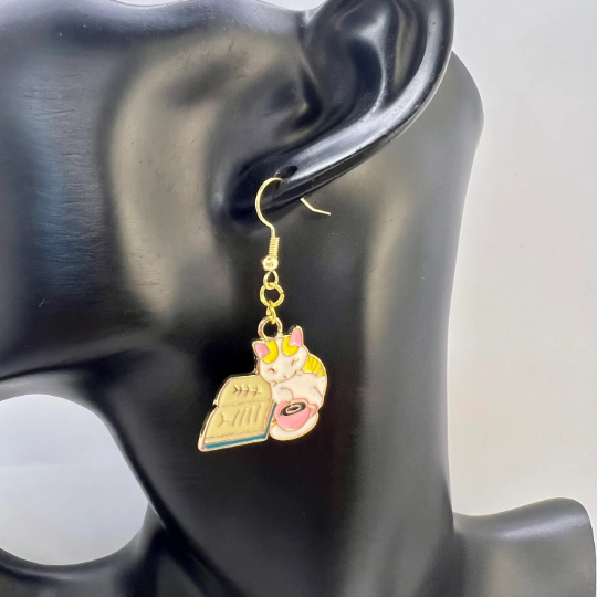 Cat Earrings - Book Lover Earrings