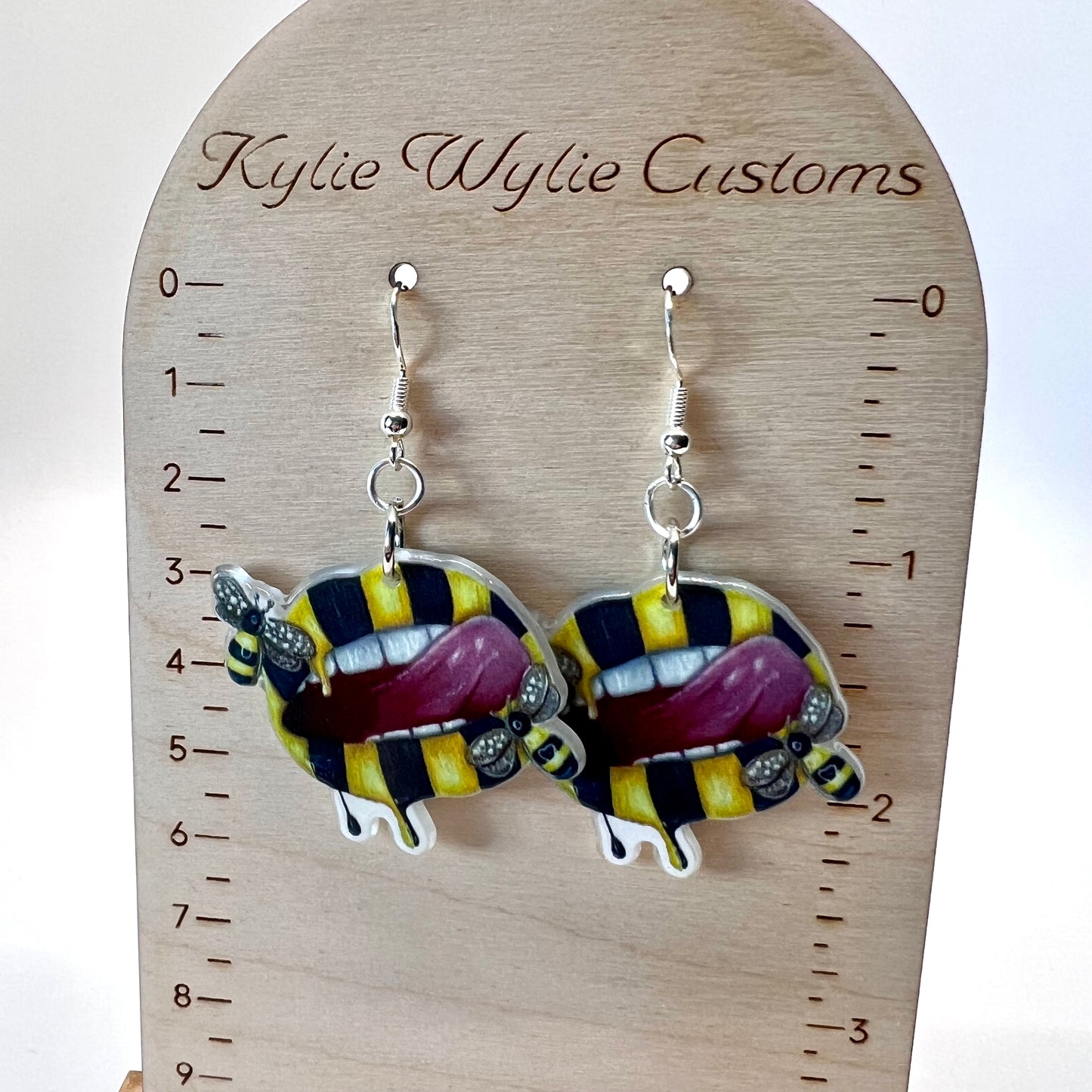 Honey Bee Lips Earrings