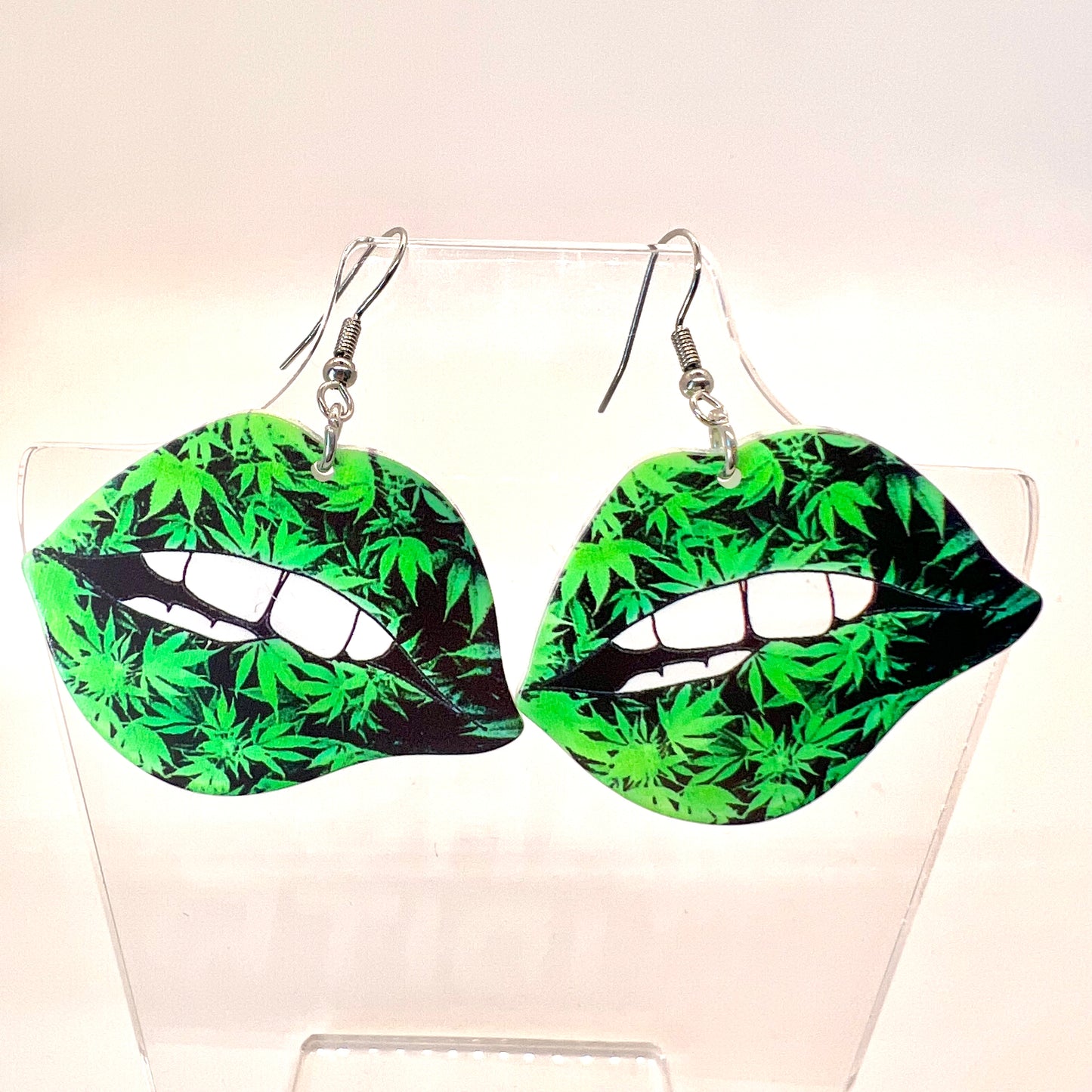“Pot Lips” Earrings