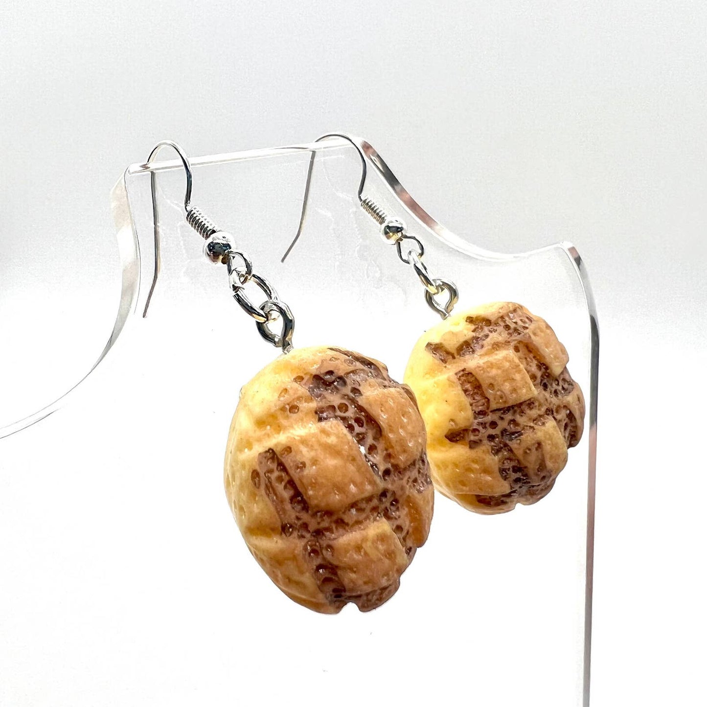Concha Pastry Earrings