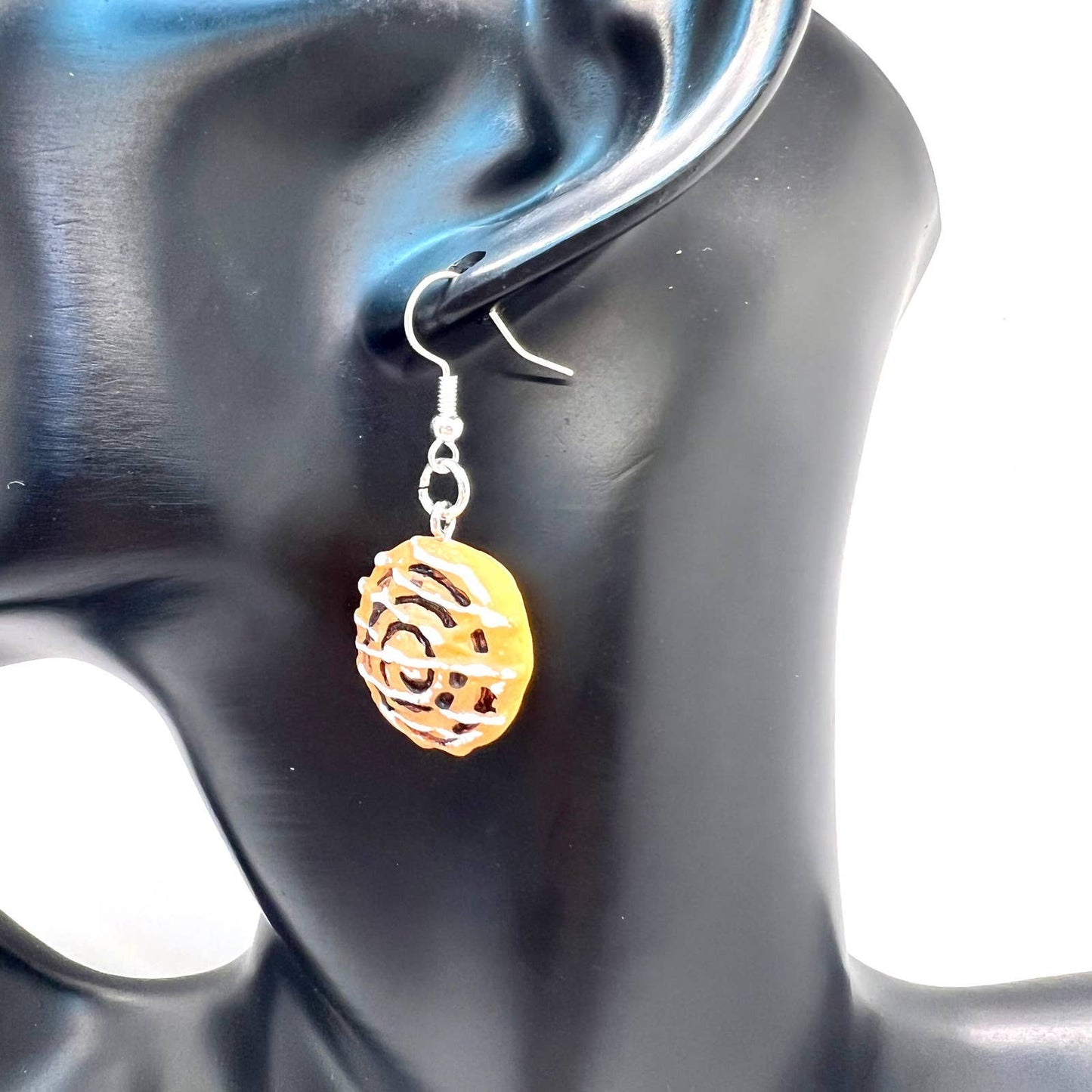 Cinnamon Bun Earrings